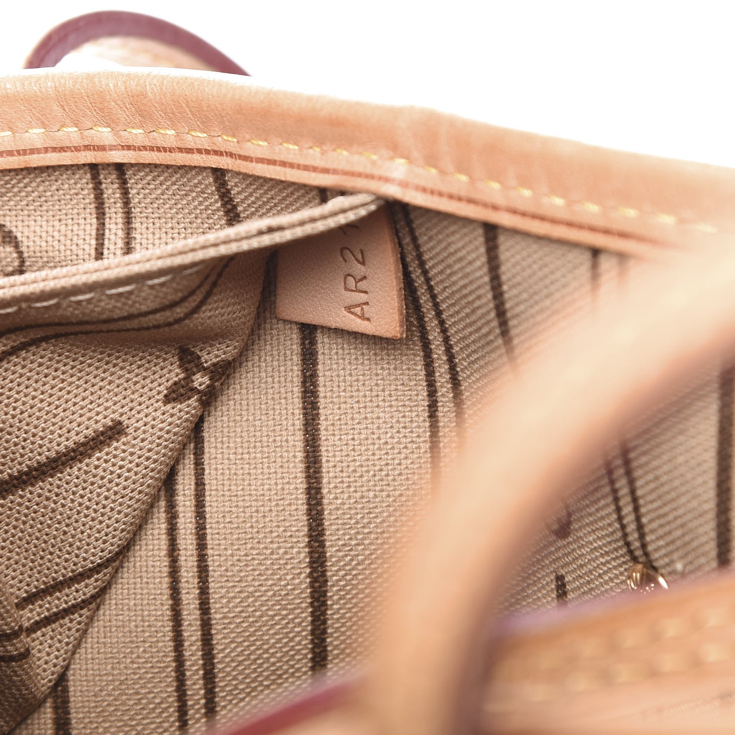 Louis Vuitton Monogram Neverfull MM 7 of 11