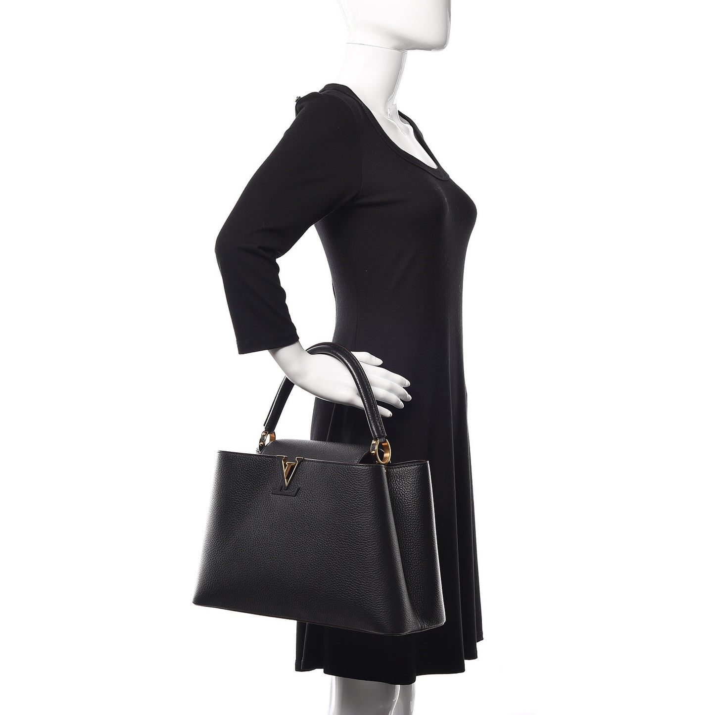 Taurillon Capucines MM Black