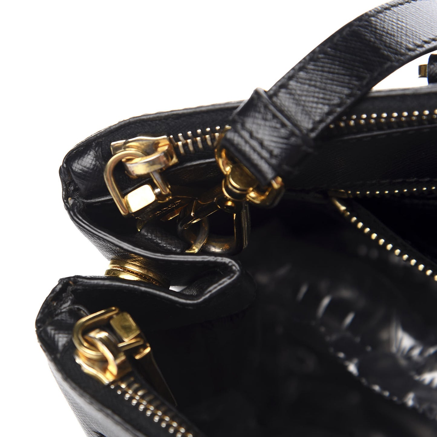 Saffiano Medium Galleria Double Zip Tote Black