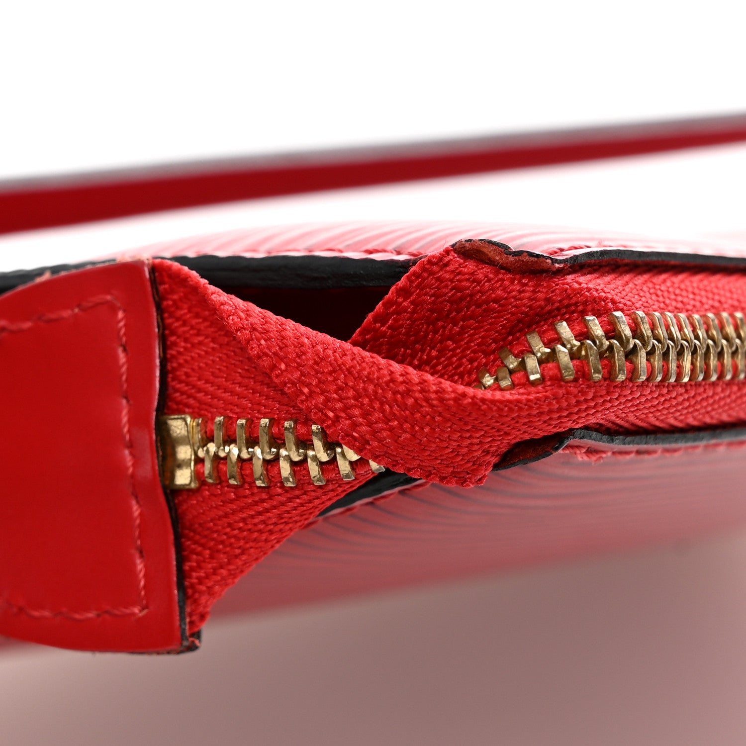 Louis Vuitton エピレザー ポーチ レッド Louis Vuitton Epi Pochette Accessories 24 Castillan Red 1893500