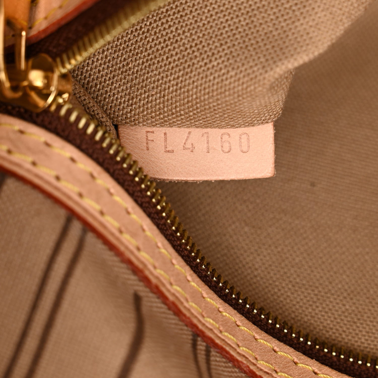 Louis Vuitton Monogram Delightful GM 7 of 11