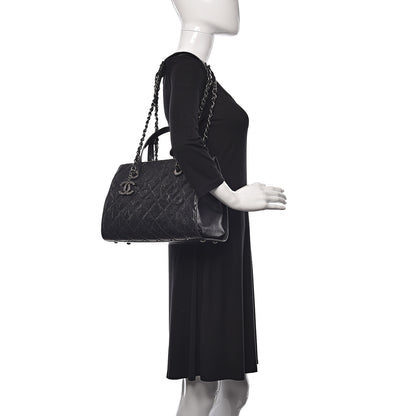Chanel Crumpled Grained Calfskin Quilted CC Crave Tote Black 2 of 11