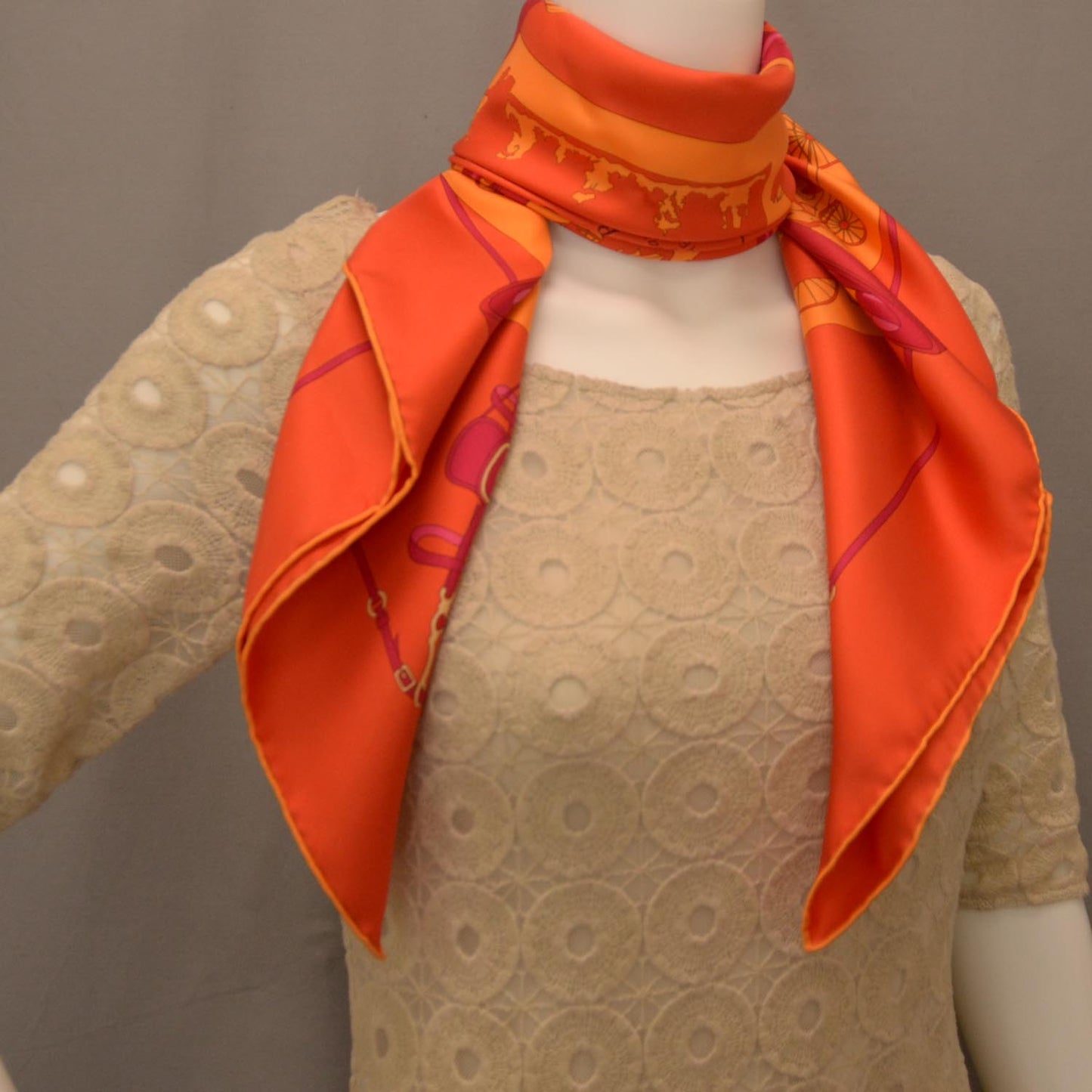 Silk Paris Qui Roule Scarf 90