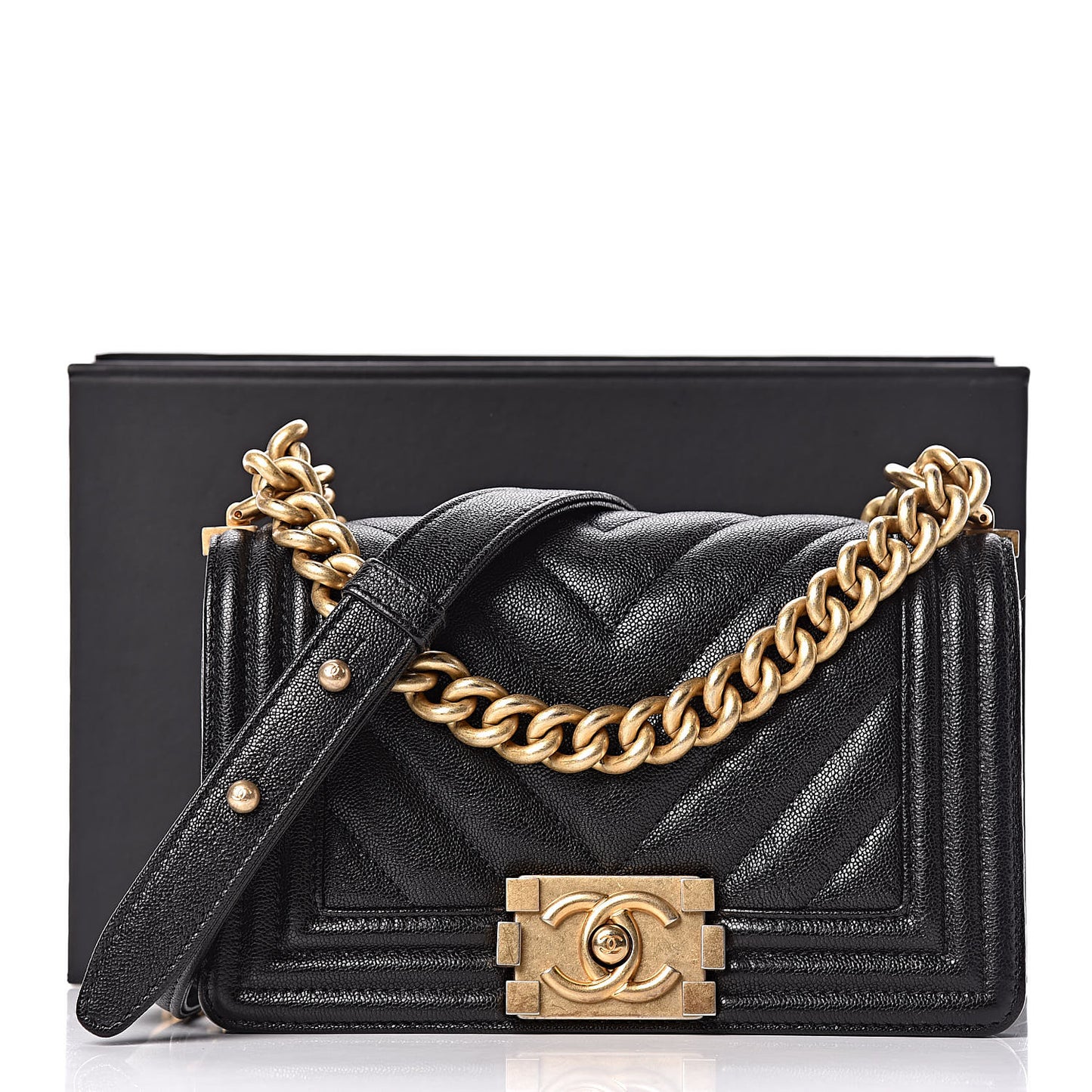 Caviar Chevron Quilted Small Boy Flap Black