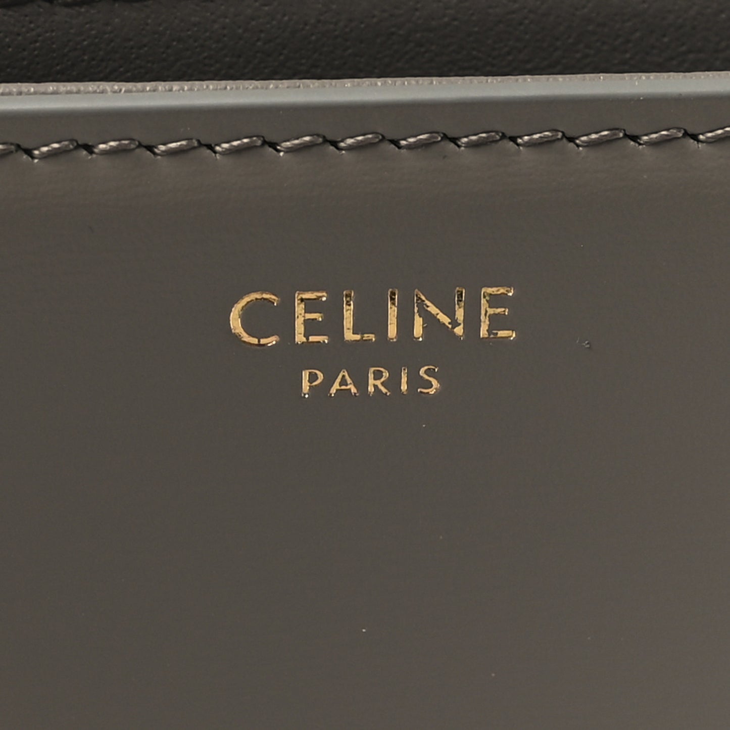 Shiny Calfskin Medium Triomphe Pebble