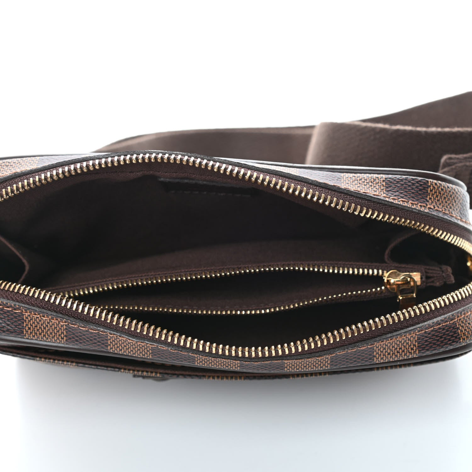 Louis Vuitton Damier Ebene Brooklyn Bum Bag 4 of 4