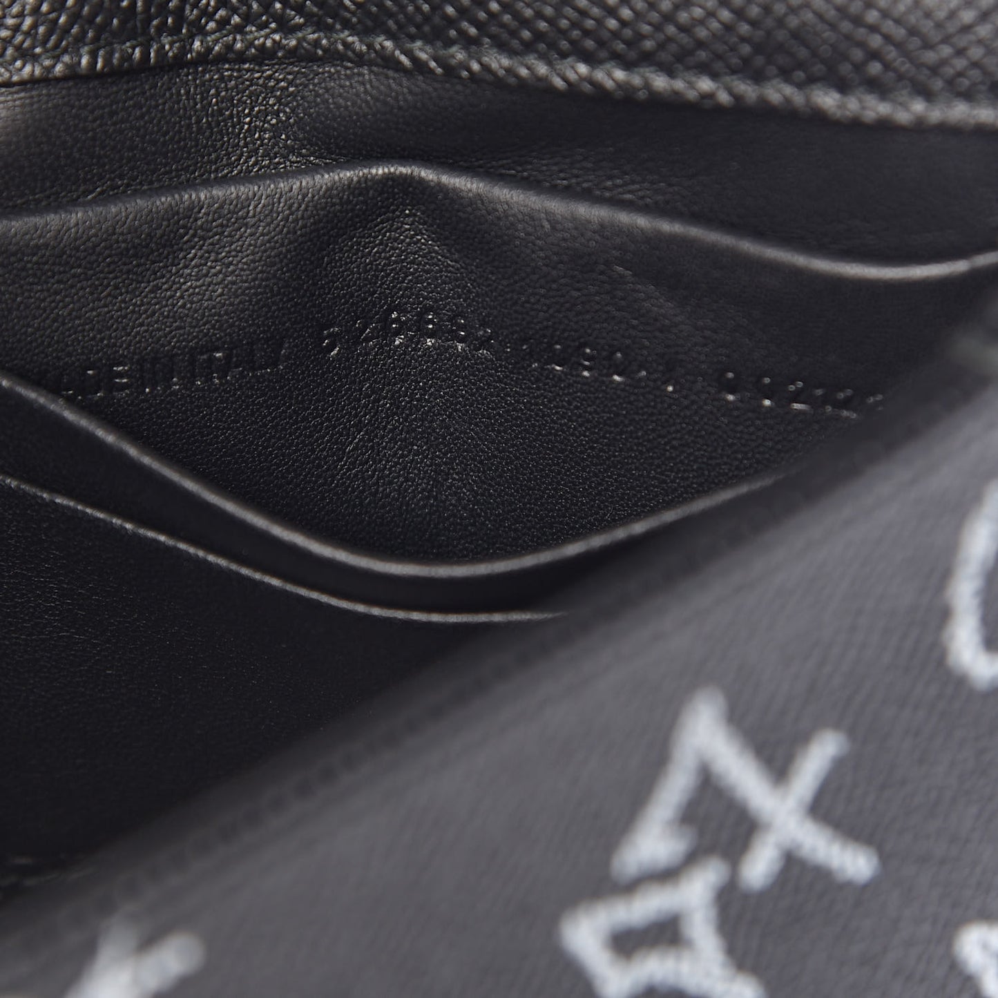 Calfskin Graffiti BB Chain Wallet Black White