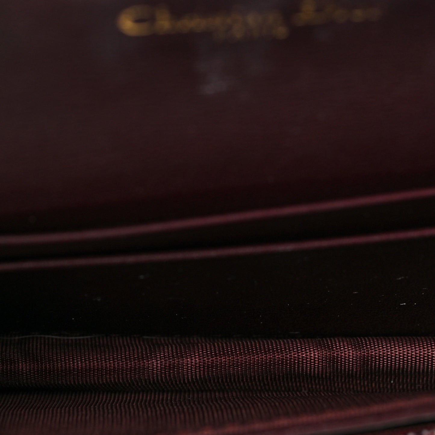 Oblique Saddle Card Holder Bordeaux