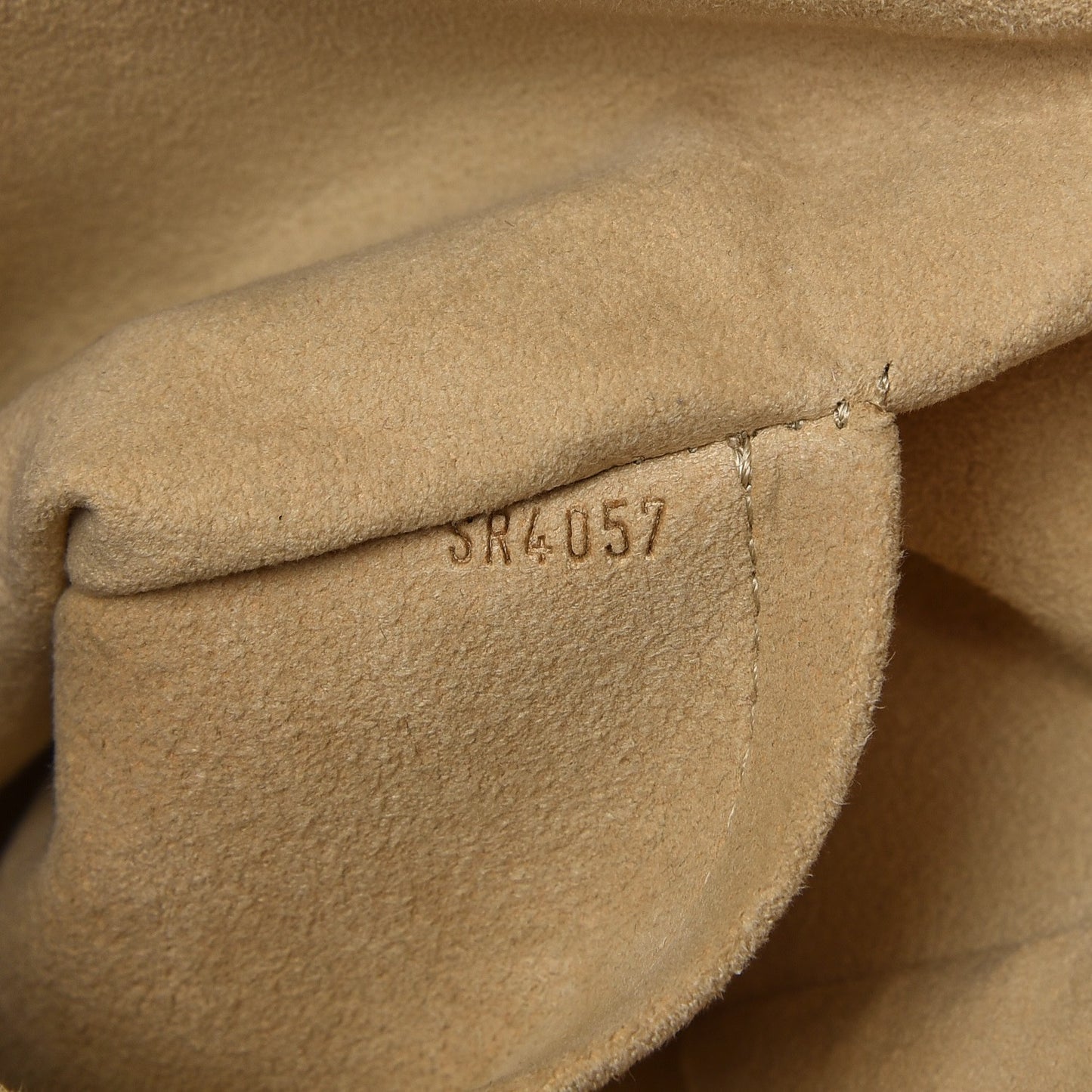 Monogram Beverly MM