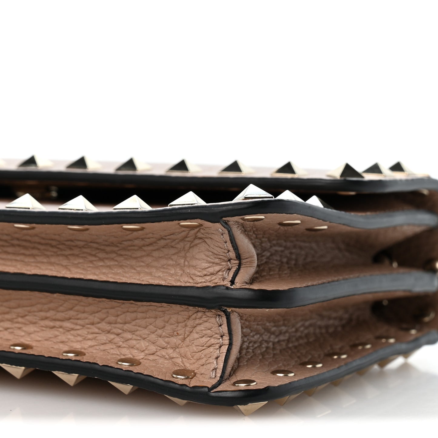 Pebbled Calfskin Rockstud Flap Wallet On Chain Poudre