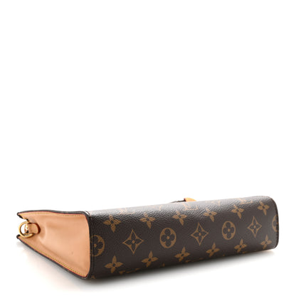 Louis Vuitton Monogram Toiletry Pouch On Chain 4 of 9