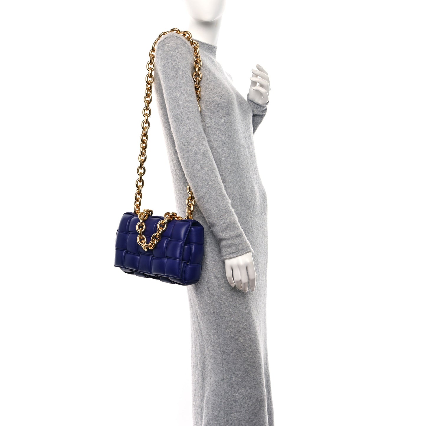 Lambskin Maxi Intreccio Padded Chain Cassette Crossbody Bag Unicorn