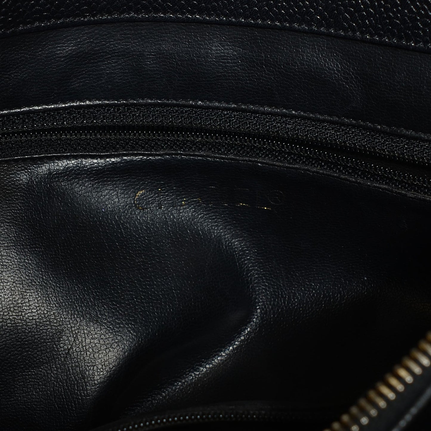 Caviar CC Shoulder Bag Black