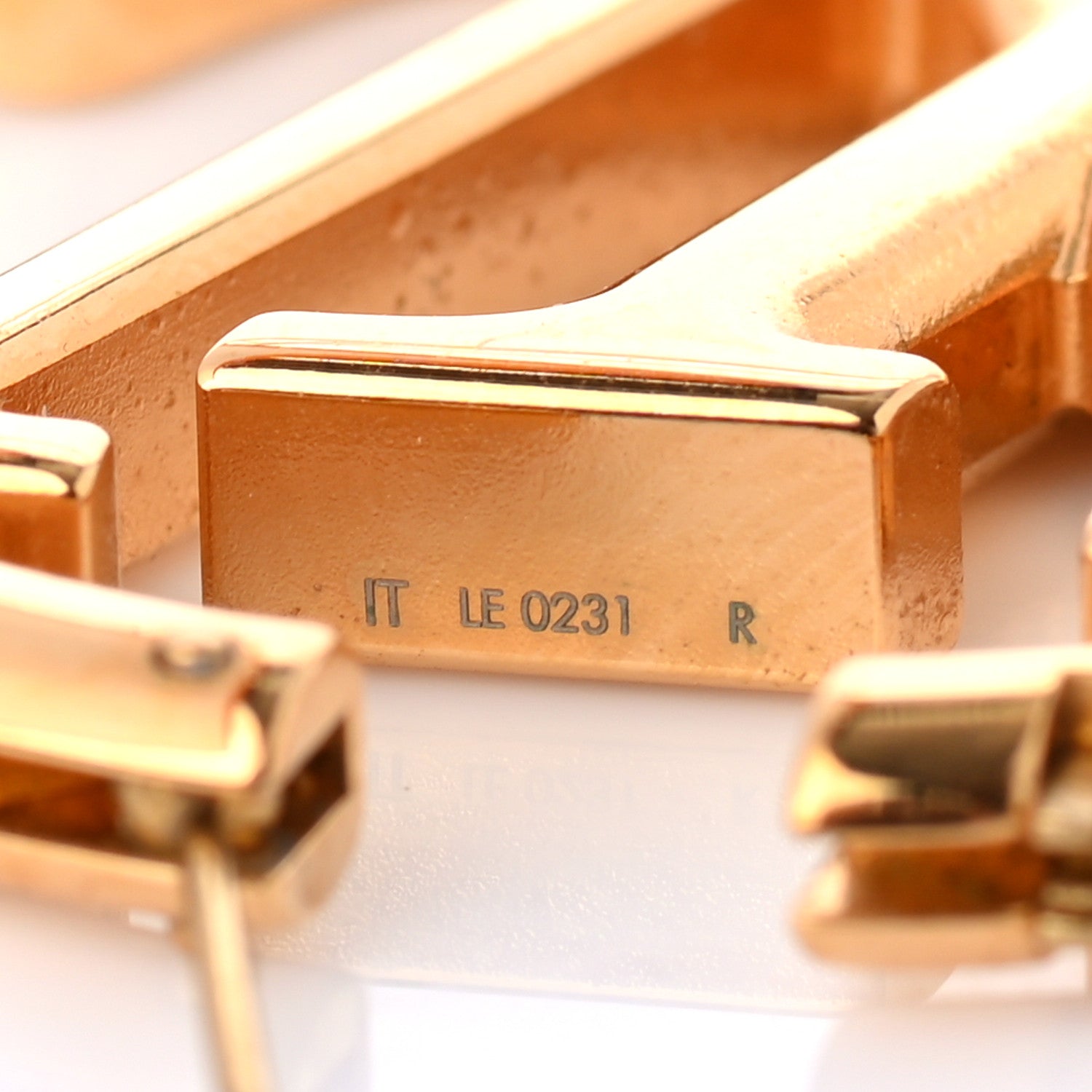 Louis Vuitton Metal Louise Hoop Earrings Gold 4 of 4