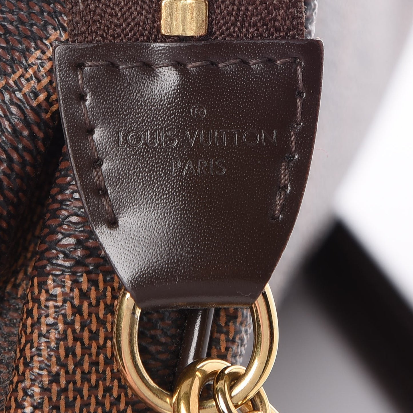 Damier Ebene Eva Clutch