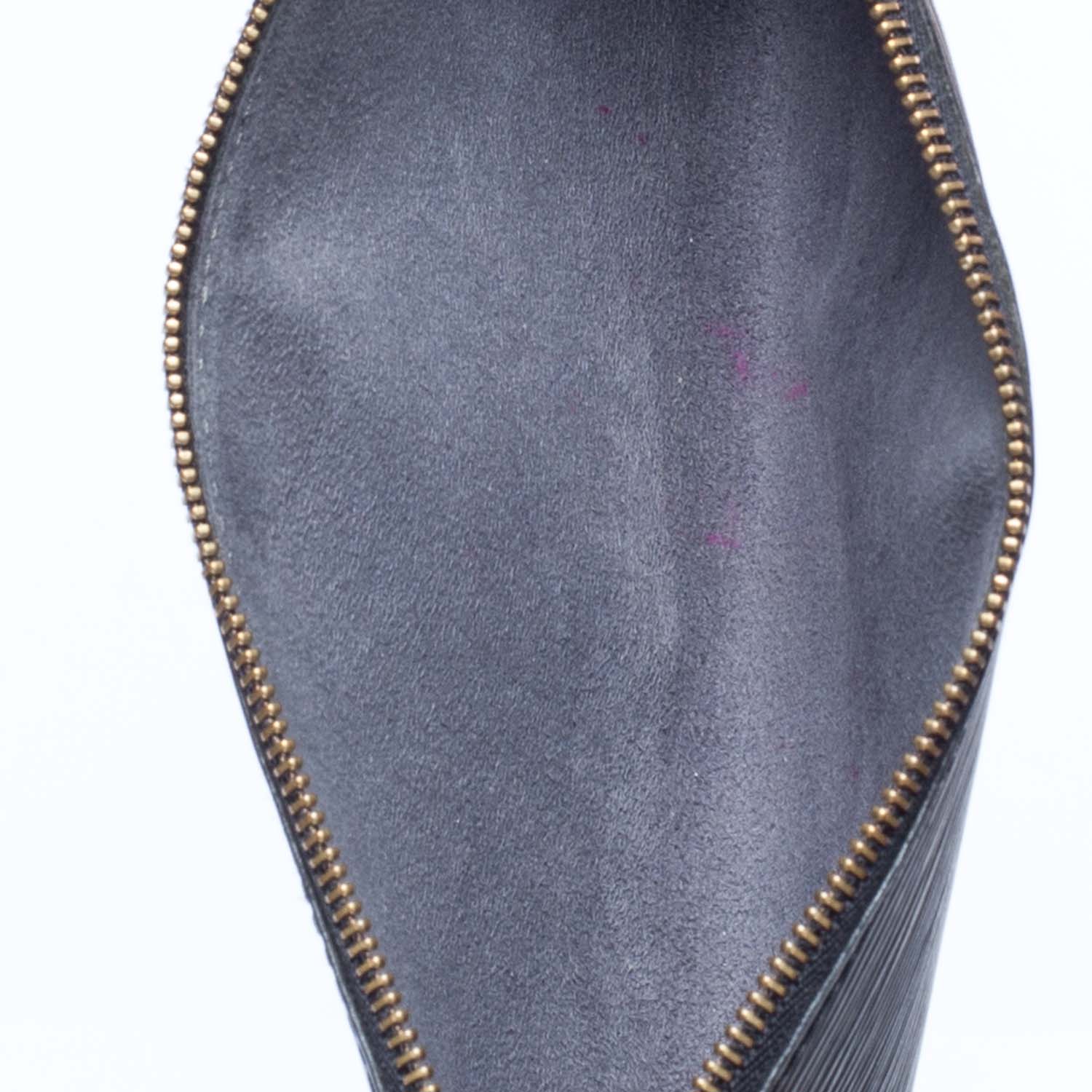 Louis Vuitton Epi Pochette Accessories 24 Black 8 of 9