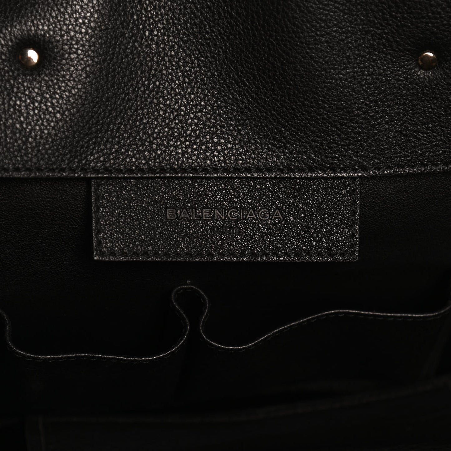 Grained Calfskin Silver Metallic Edge Hardware Papier A4 Tote Black
