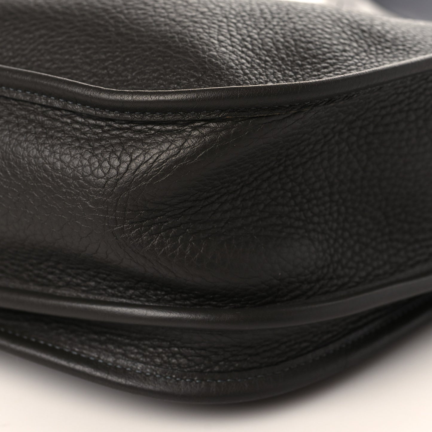 Taurillon Clemence Evelyne II PM Graphite