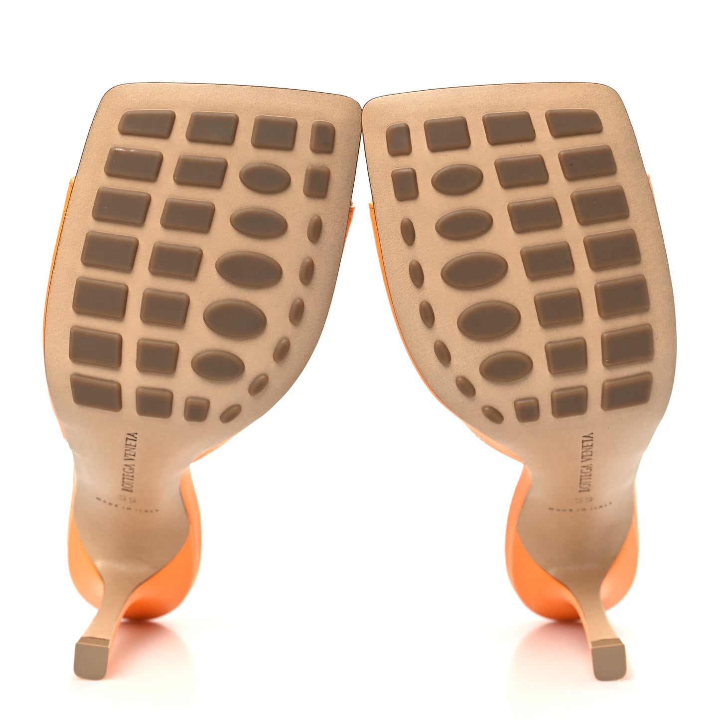 Lambskin Stretch 90mm Mule Sandals 39 Tangerine