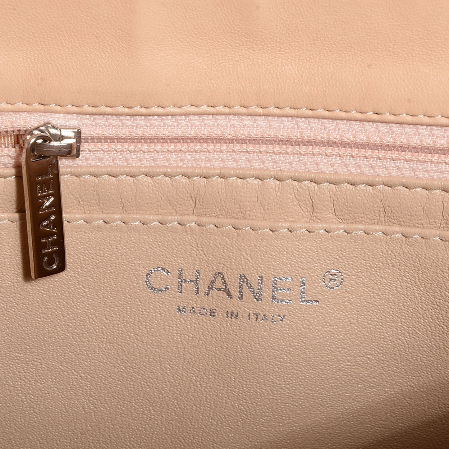 Lambskin Quilted Jumbo Single Flap Beige Clair