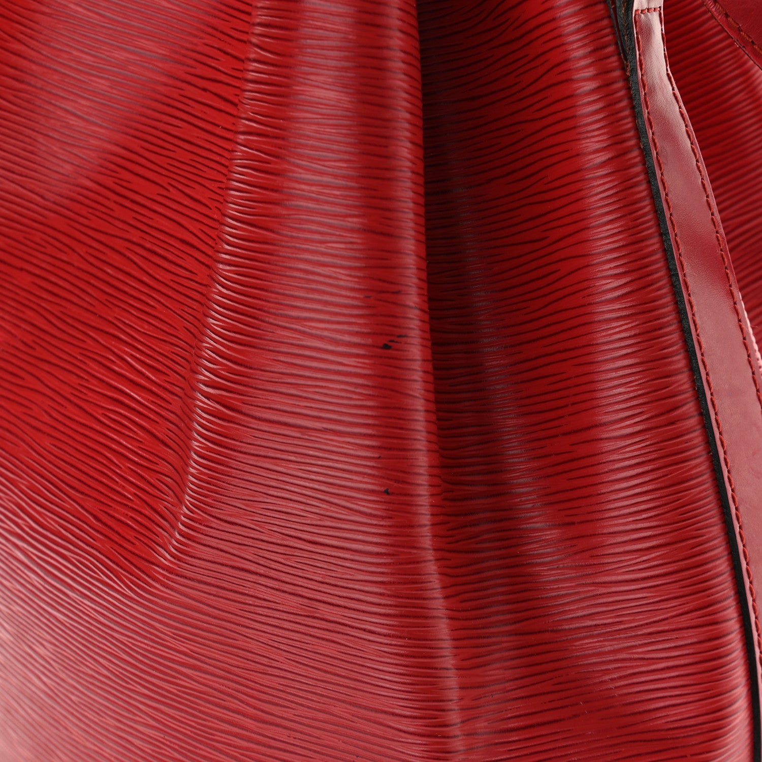 Louis Vuitton Epi Noe Castillan Red 10 of 10