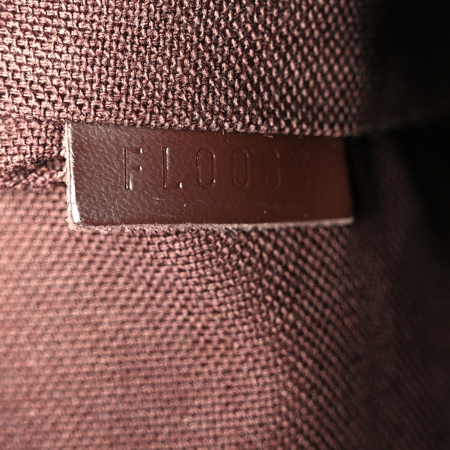 Damier Ebene Pochette Melville