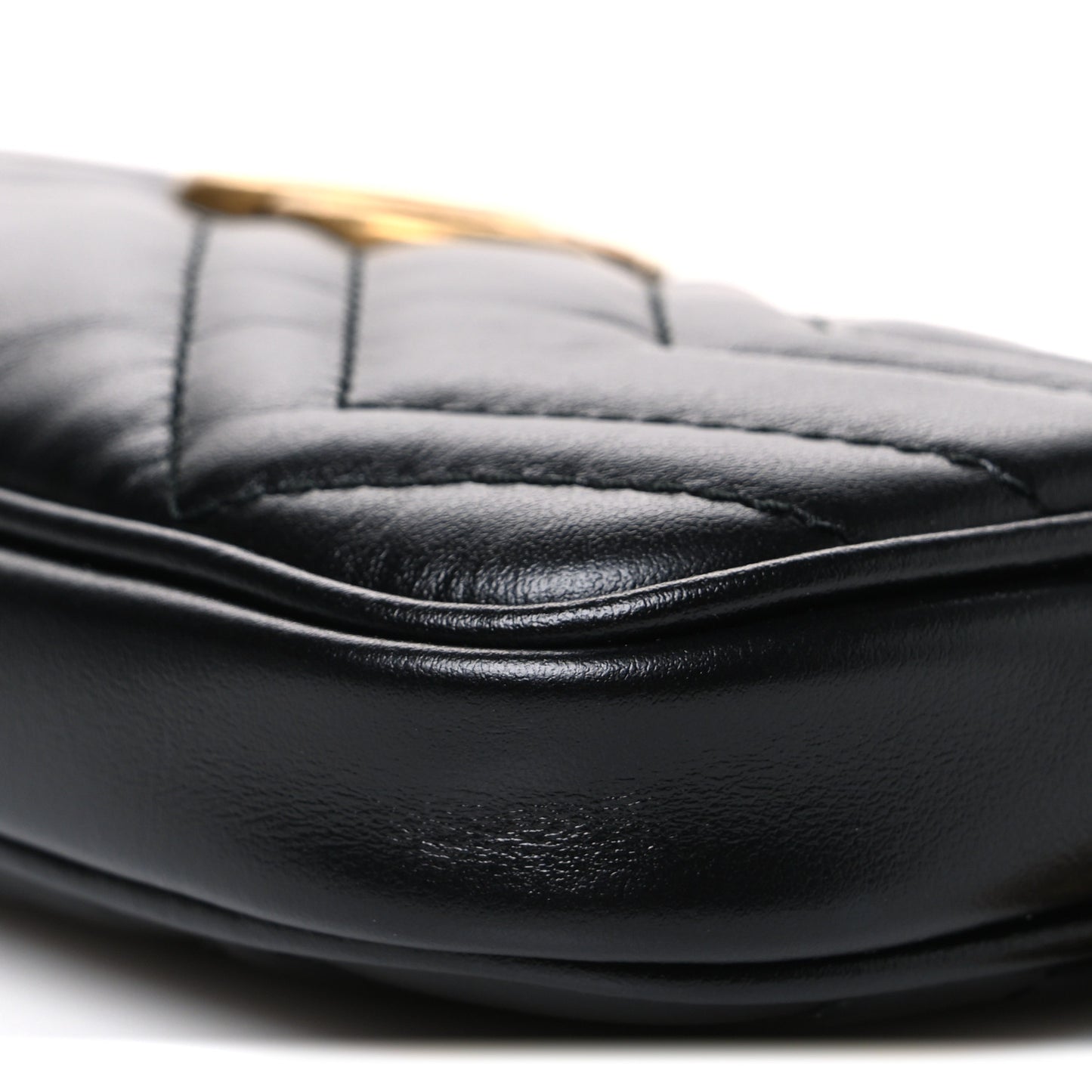 Calfskin Matelasse Mini GG Marmont Chain Crossbody Bag Black