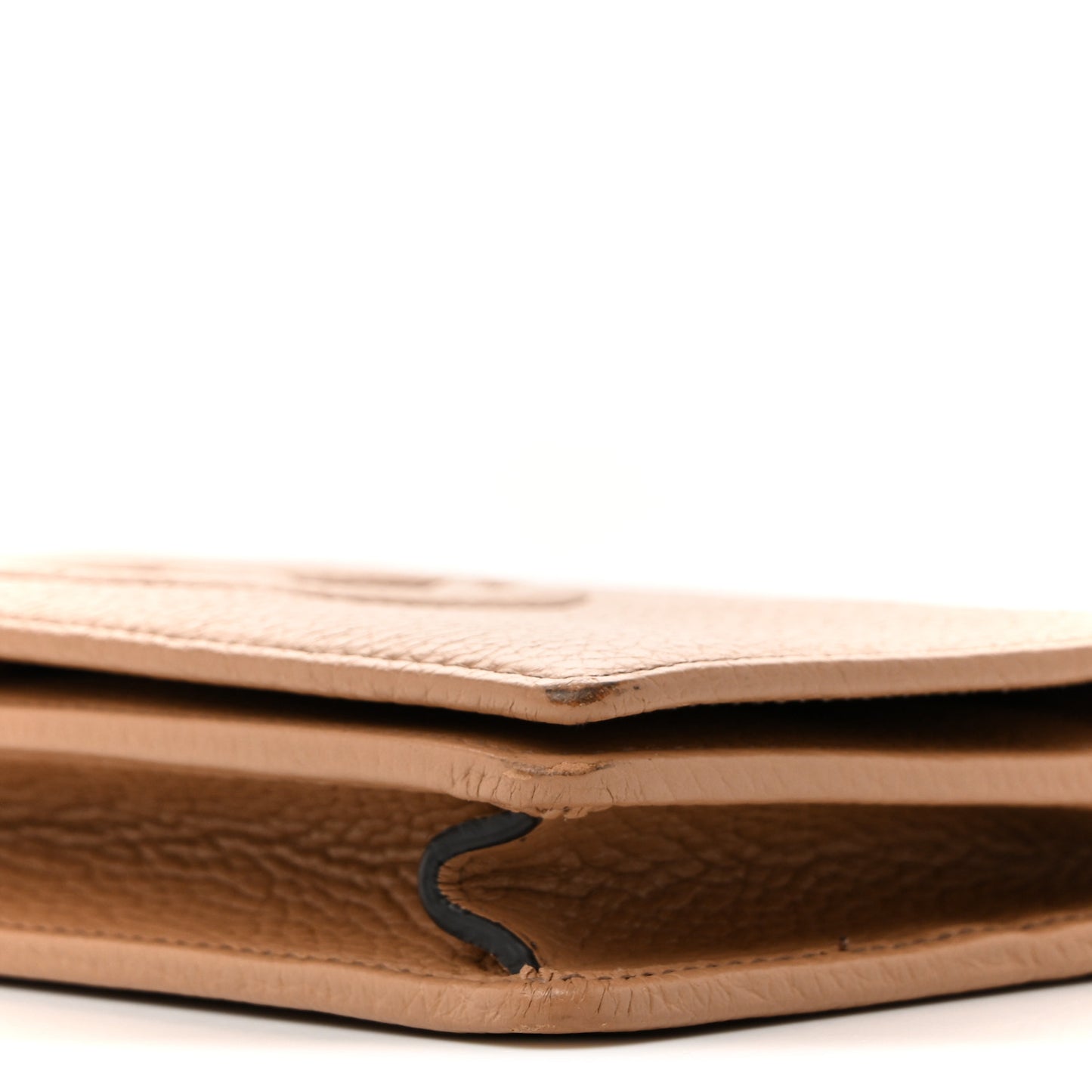 Pebbled Calfskin Soho Wallet On Chain Camelia