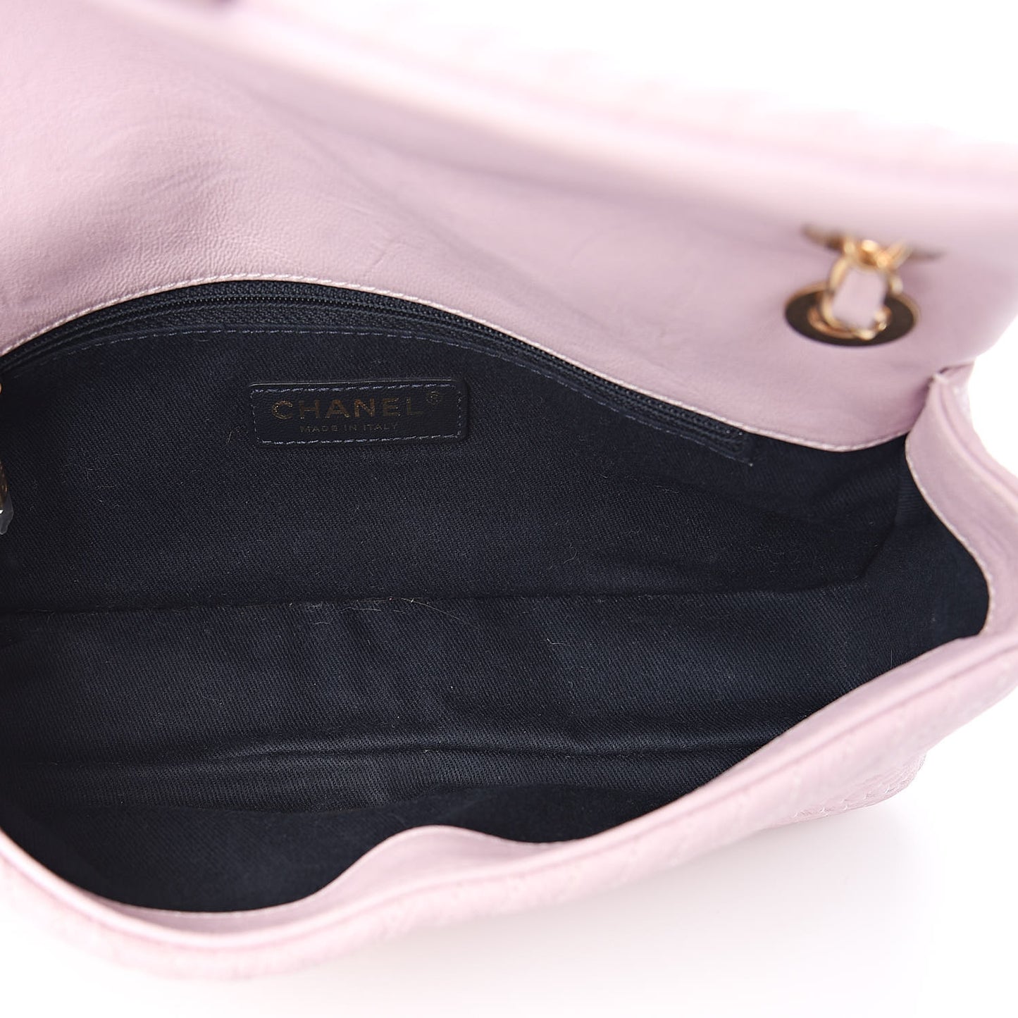 Wrinkled Lambskin Chevron Quilted Medium Flap Light Pink