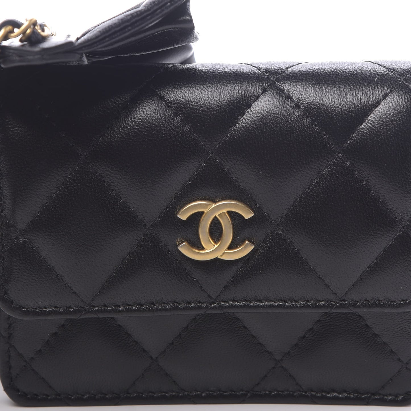 Lambskin Quilted Romance Clutch With Chain Black