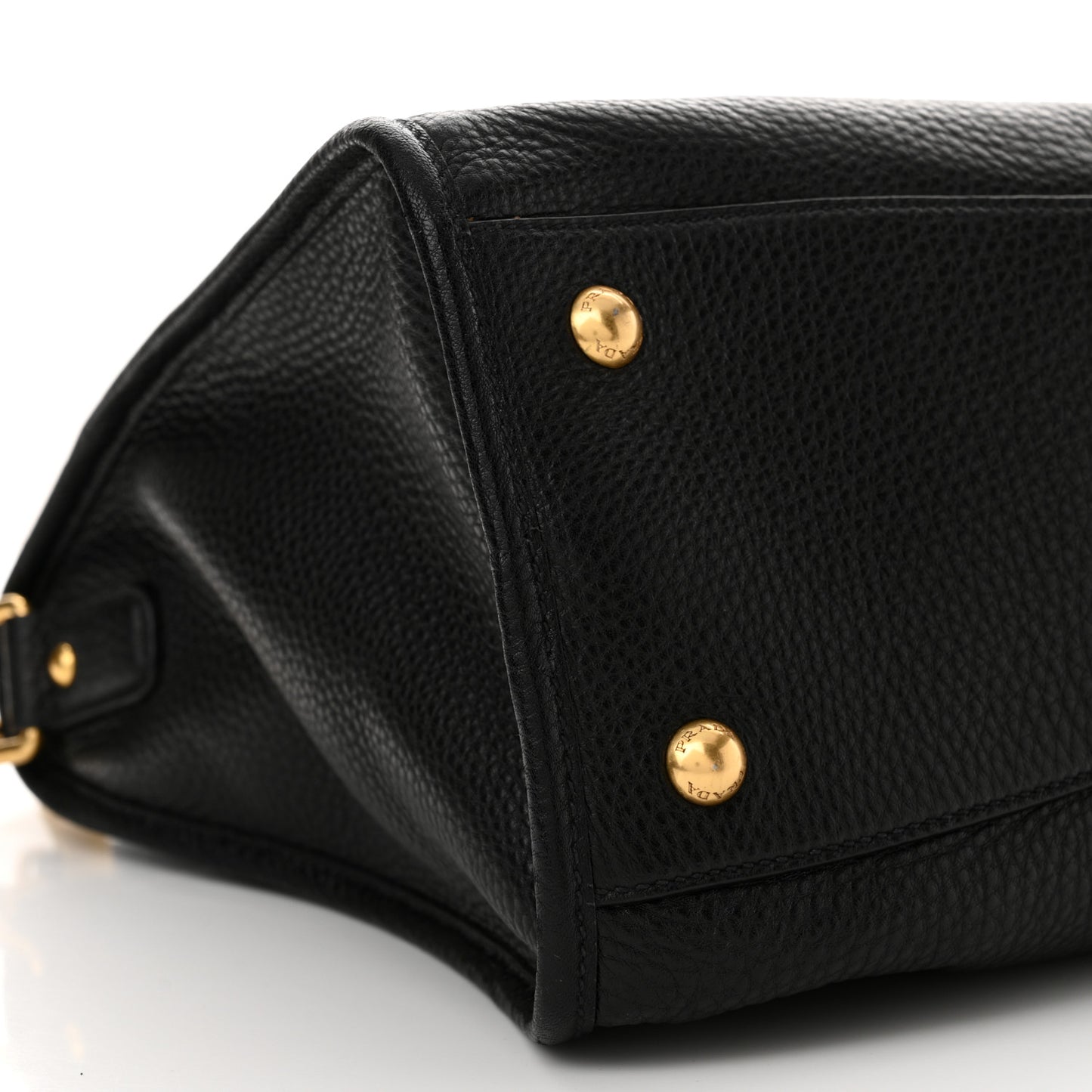 Vitello Daino Shopping Satchel Black