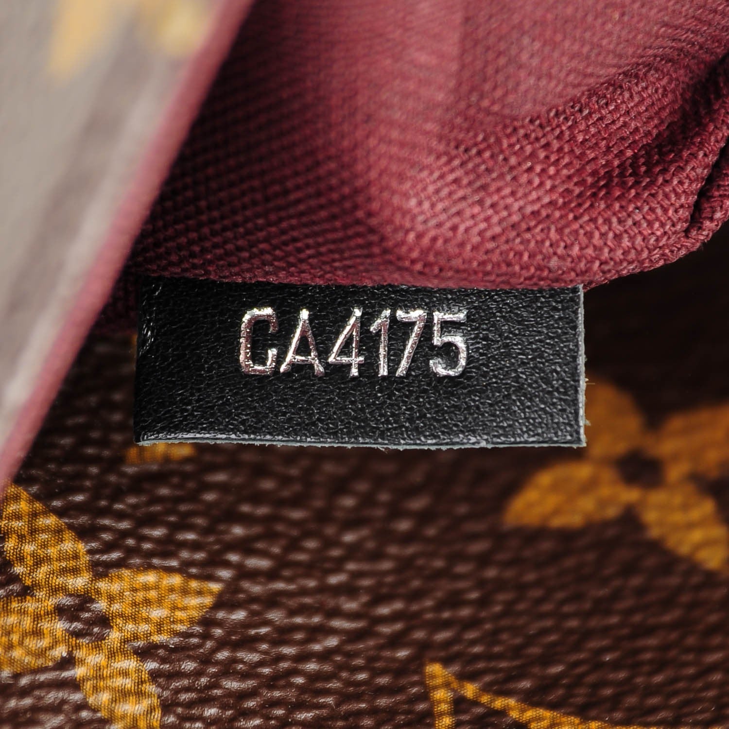 Louis Vuitton Monogram Macassar District PM 7 of 7