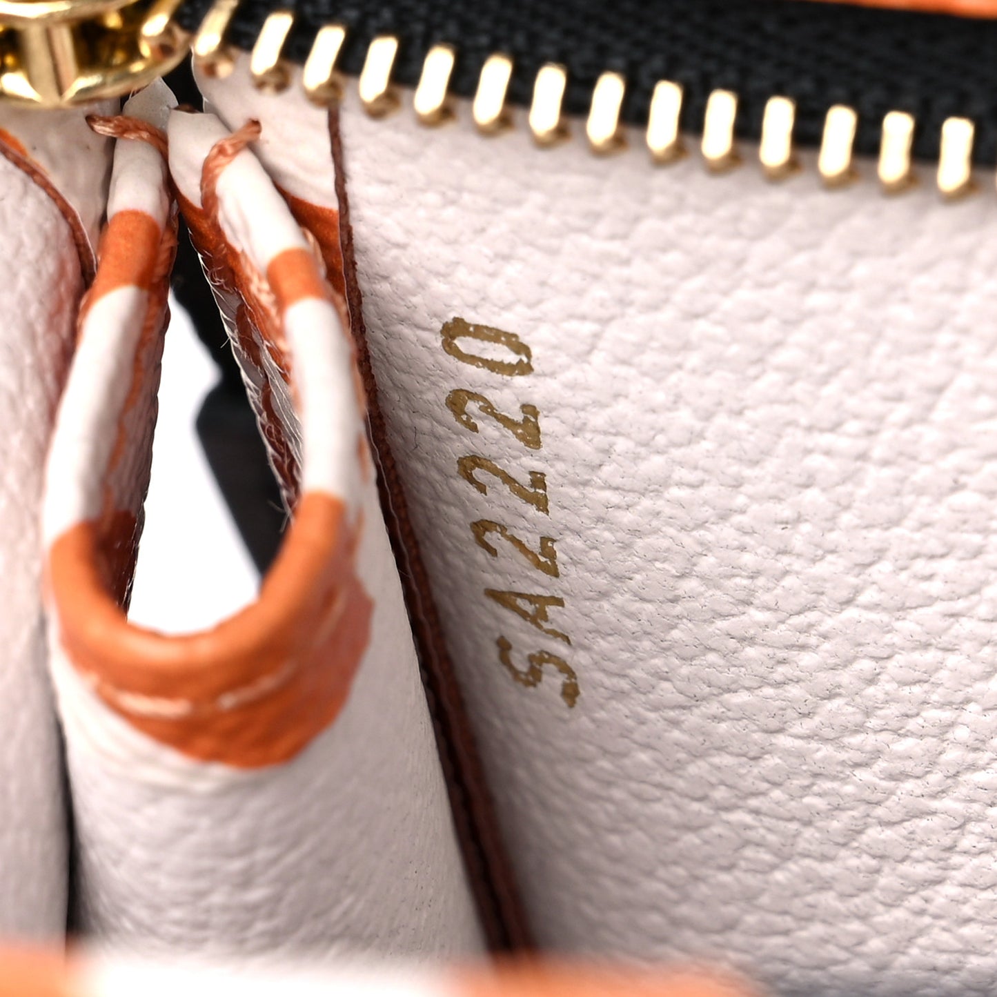 Monogram Giant Crafty Pochette Toiletry 26 Creme Caramel