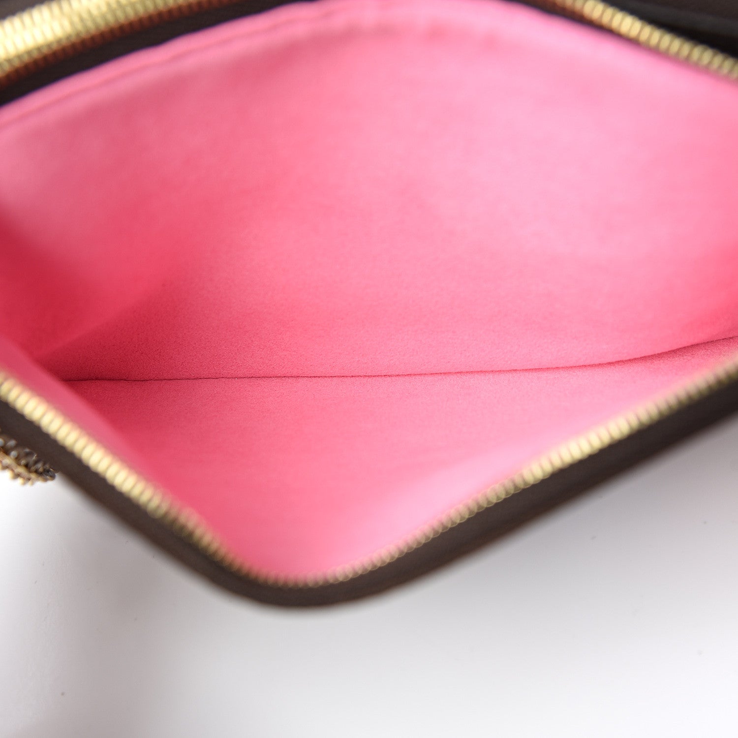 Louis Vuitton Monogram 2019 Christmas Animation Double Zip Pochette 6 of 8