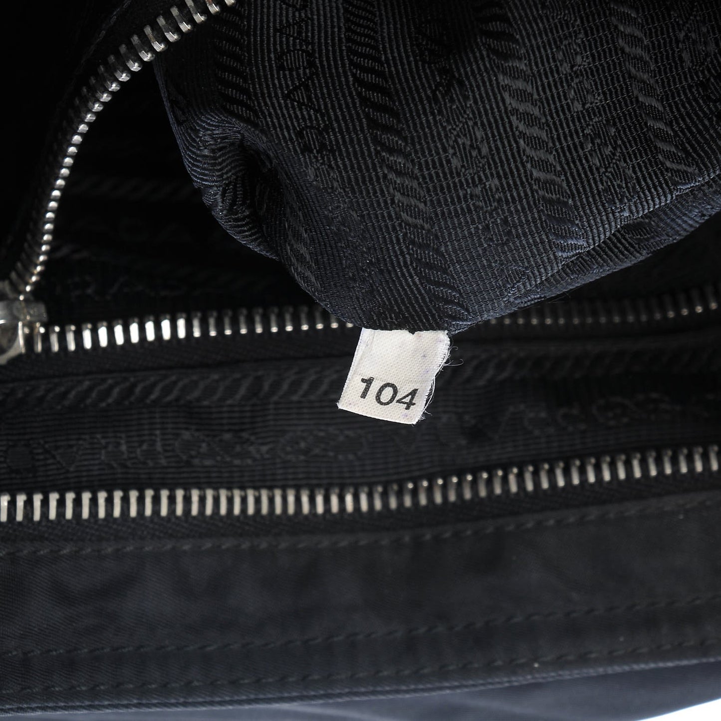 Nylon Vela Front Pocket Messenger Bag Black