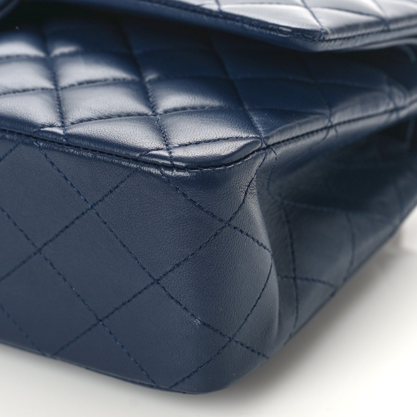 Lambskin Quilted Medium Double Flap Navy