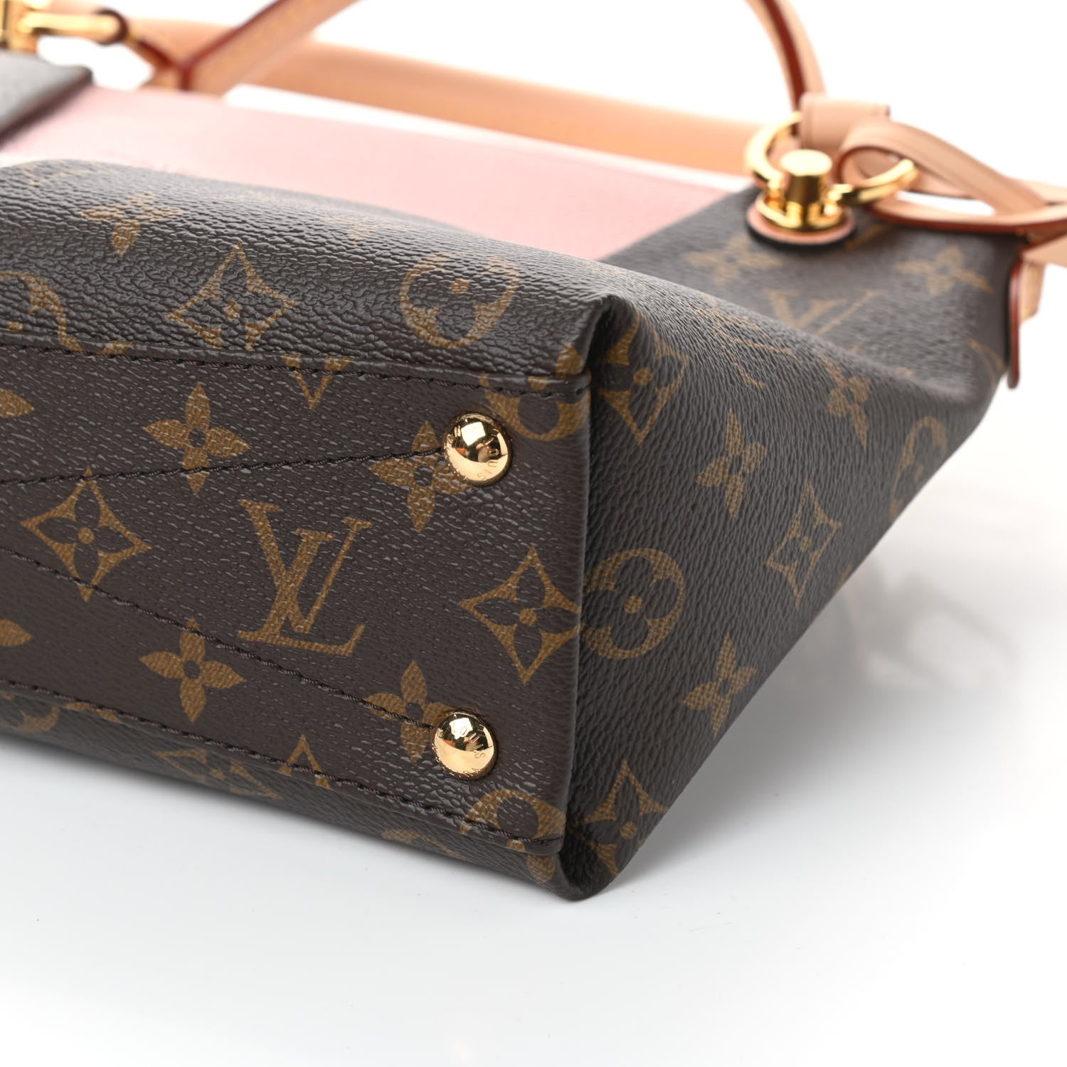 Louis Vuitton Monogram V Tote BB Rose Poudre 10 of 10