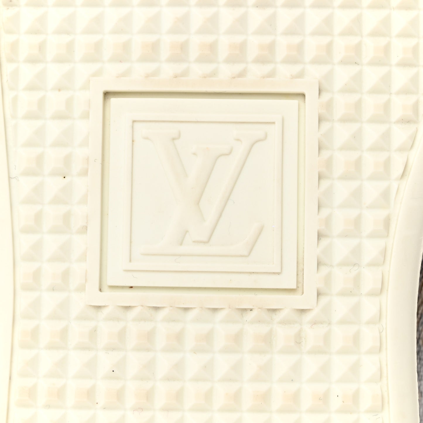 Patent Monogram Frontrow Sneakers 37.5