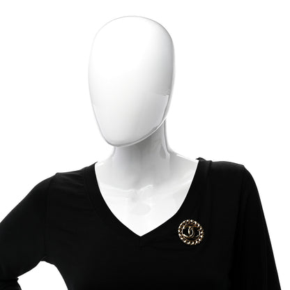 Chanel Metal CC Heart Brooch Gold 2 of 4