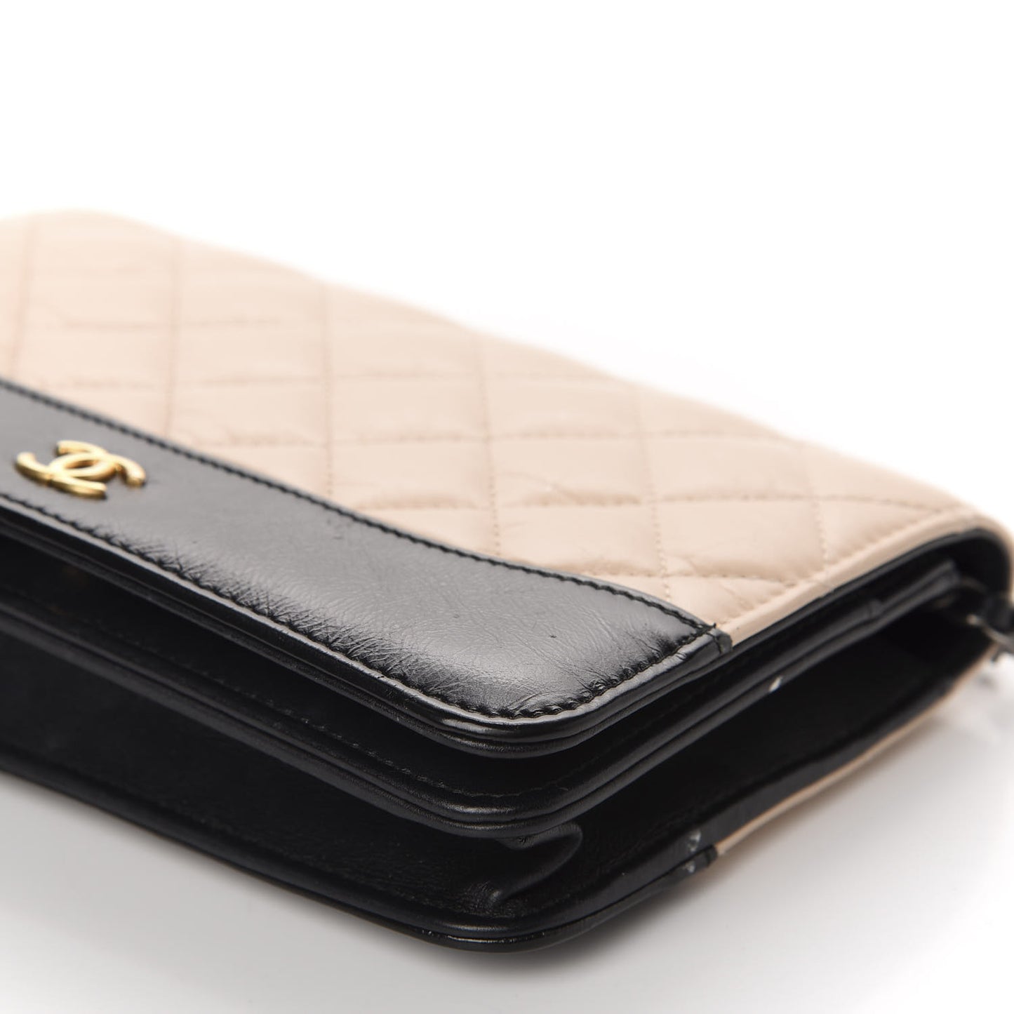 Aged Calfskin Quilted Gabrielle Wallet On Chain WOC Beige Black