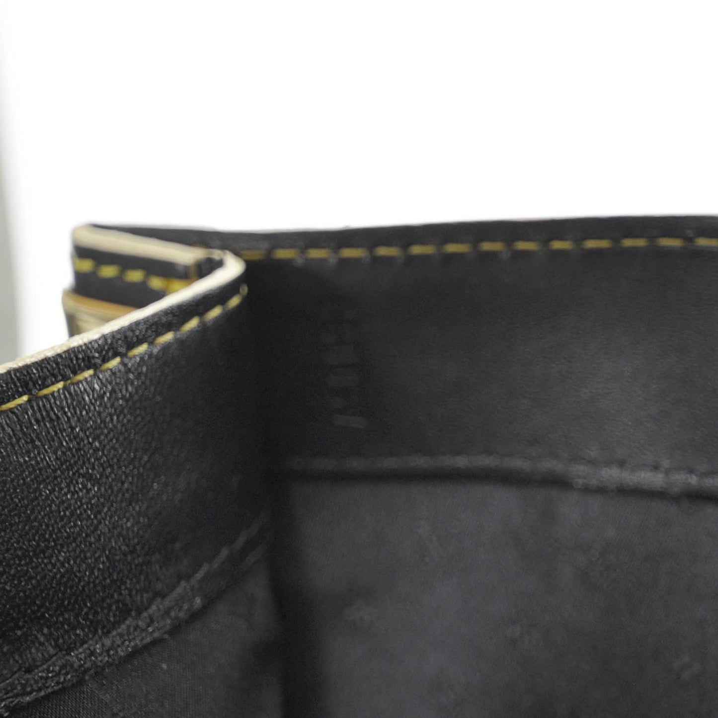 Suhali L Imprevisible Black