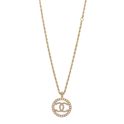 Chanel Pearl CC Round Pendant Necklace Gold 1 of 5