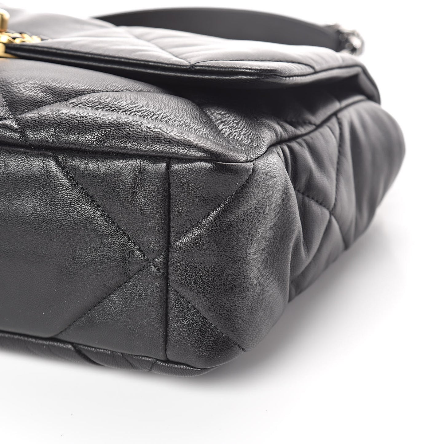 Lambskin Quilted Large 19 Flap Black