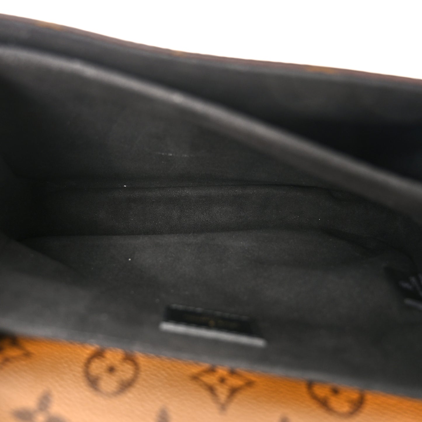 Reverse Monogram Pochette Metis