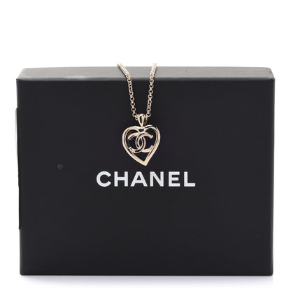 Chanel CC Heart Chain Pendant Necklace Gold 6 of 6