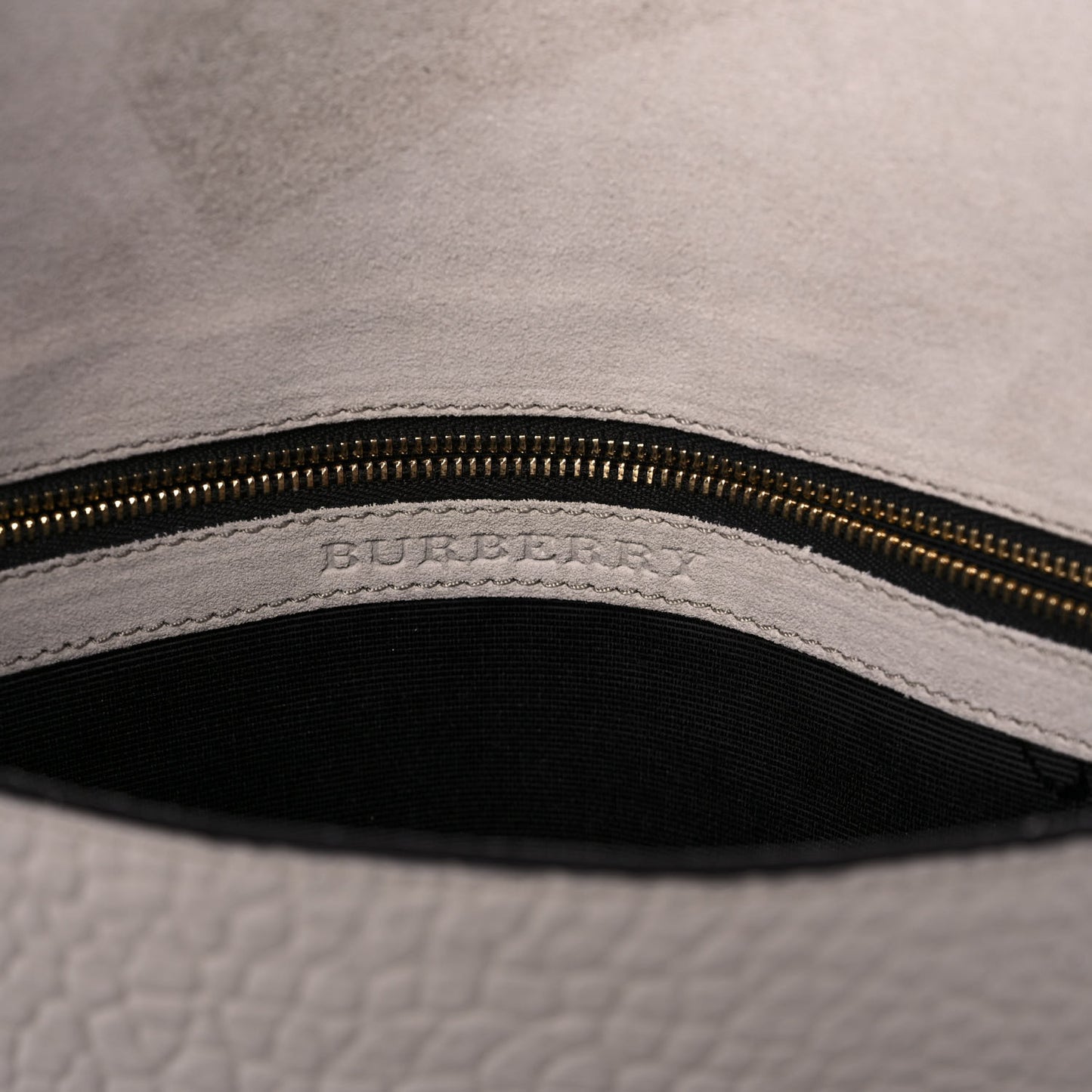 Signature Grain Medium Mildenhall Crossbody Bag Stone White