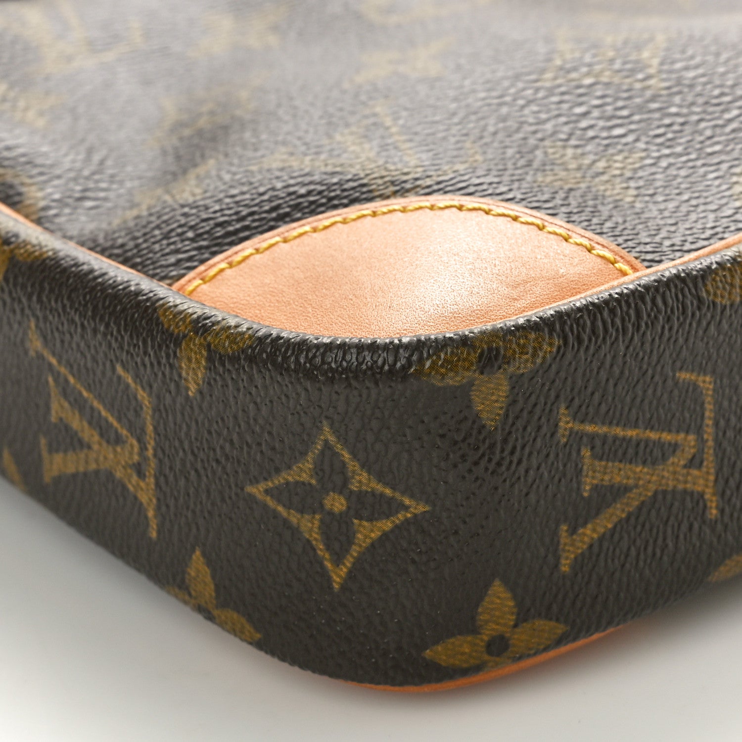 Louis Vuitton Monogram Danube 21 8 of 9