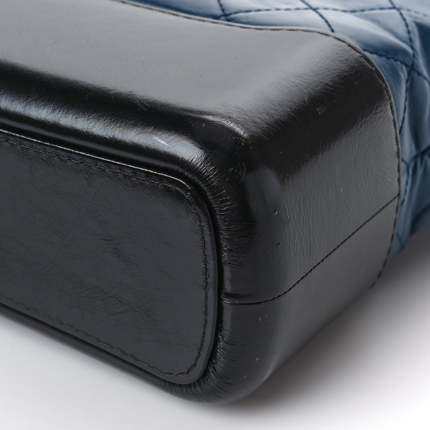 Aged Calfskin Quilted Medium Gabrielle Hobo Navy Black