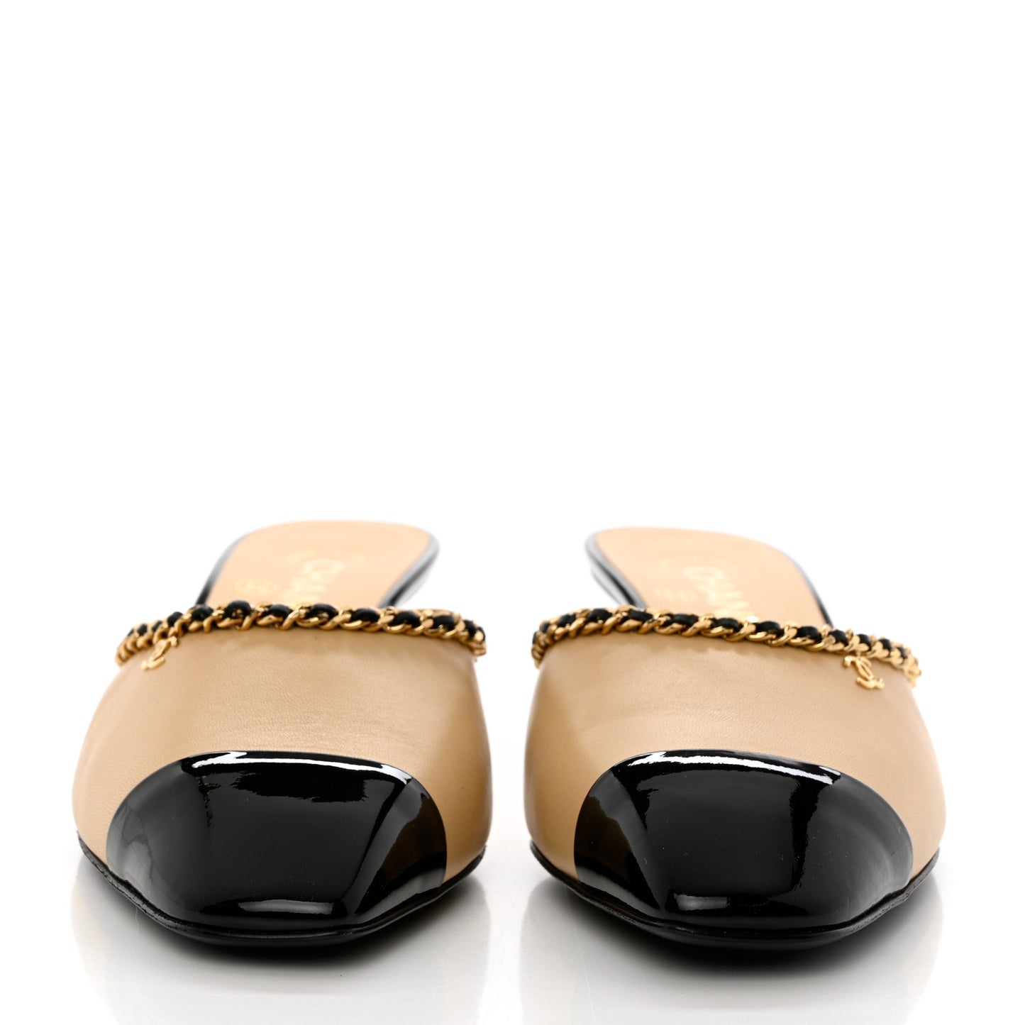 Lambskin Patent Cap Toe Chain Mule 38.5 Beige Black