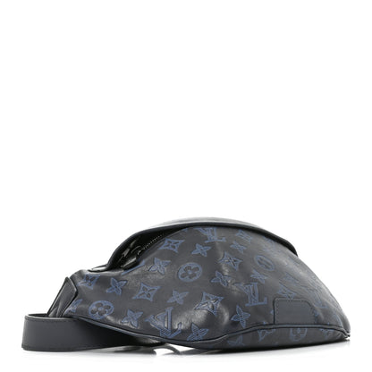 Louis Vuitton Calfskin Monogram Shadow Discovery Bumbag PM Navy Blue 4 of 9